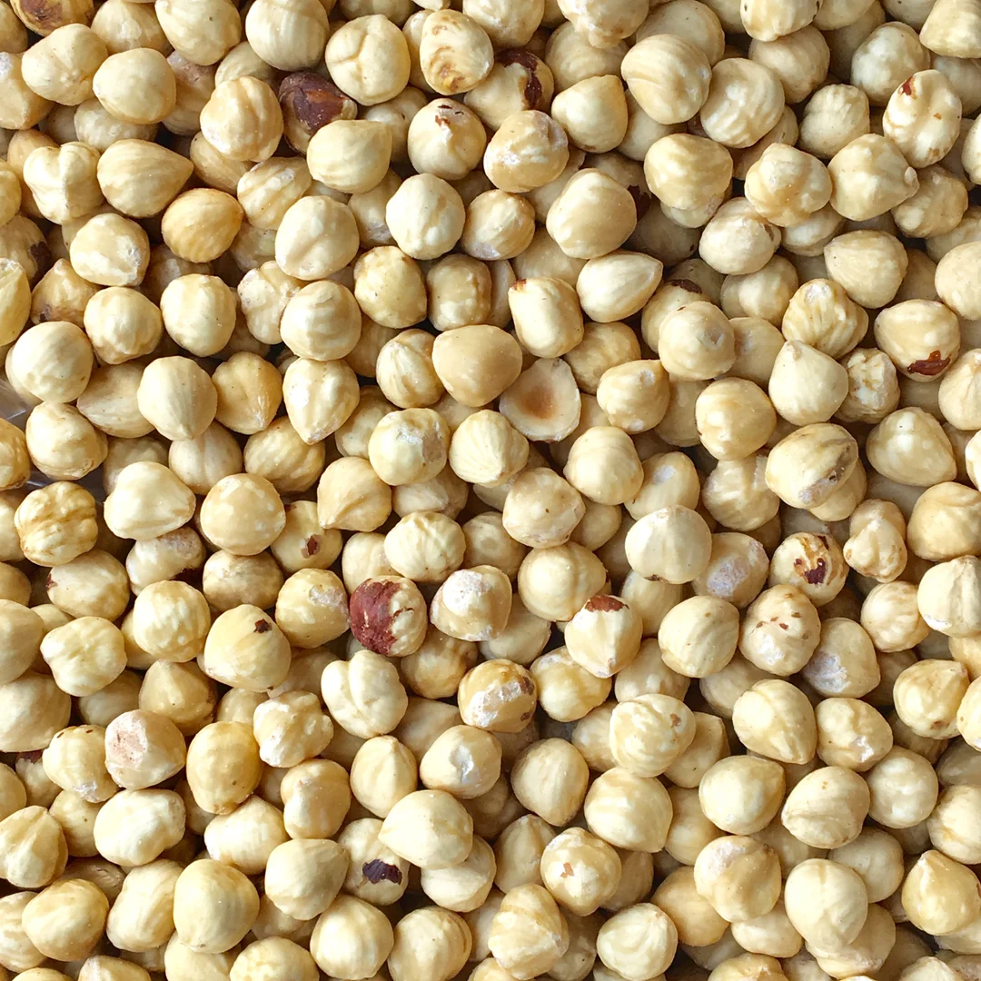 Organic Hazelnuts, dry roasted, whole